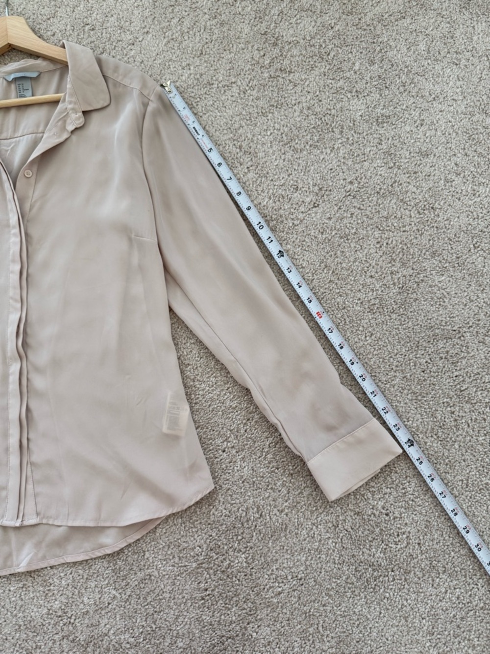 H&M Tan Long-Sleeve Button Front Blouse - Picture 4 of 7